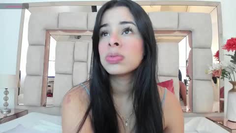 Emma Castillo online show from February 18, 12:28 pm