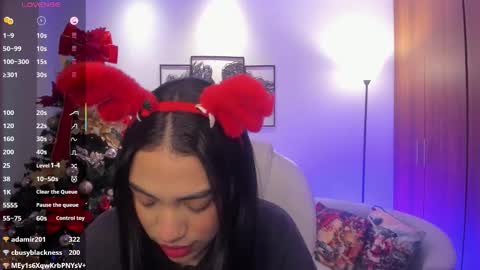  Emma online show from December 1, 11:25 am