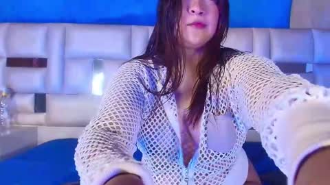 Emma online show from February 24, 3:10 am