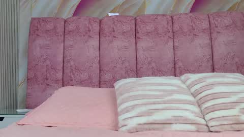 Emma online show from April 18, 3:09 am