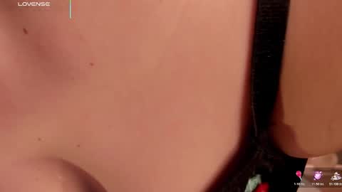 E M M A online show from November 30, 3:43 am