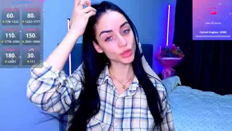 Emma online show from March 16, 2:54 pm