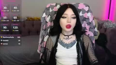 emma_kirks online show from December 15, 1:27 pm
