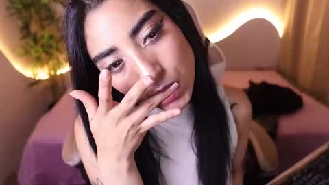 Emma online show from October 10, 6:29 am