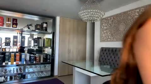 emma_lu1 online show from January 18, 5:59 pm