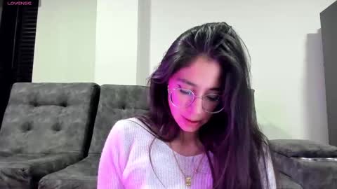 Emma online show from October 6, 6:08 am