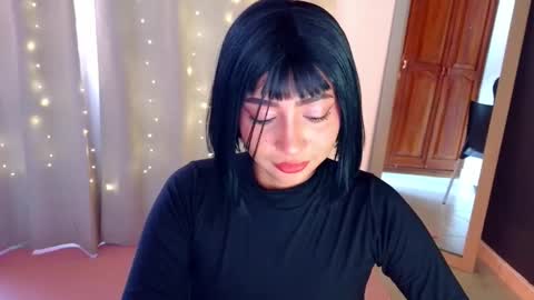 Emma web online show from February 25, 4:49 pm