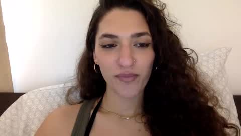 Emma online show from January 22, 6:10 pm