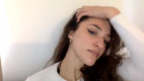 Emma online show from January 21, 5:30 pm