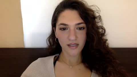 Emma online show from January 15, 5:47 pm