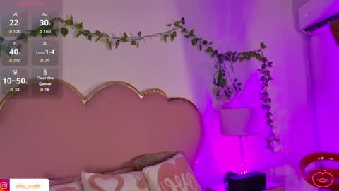 Welcome Im yosein  Your love is my passion activate it with your tips and enjoy with me online show from June 2, 11:17 pm