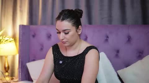  Emma  online show from January 31, 7:11 pm