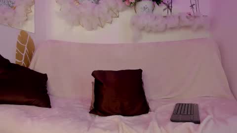 Emma Duque online show from March 15, 10:12 pm