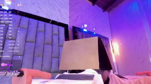 Emma Duque online show from December 10, 11:19 pm