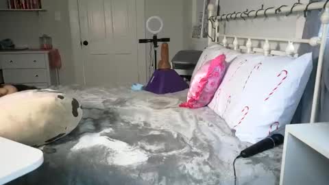 emmagray01 online show from December 27, 6:53 pm