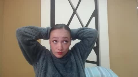    online show from December 7, 11:40 am