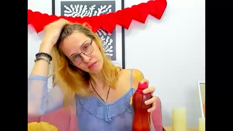 emmakriss online show from February 15, 11:50 am