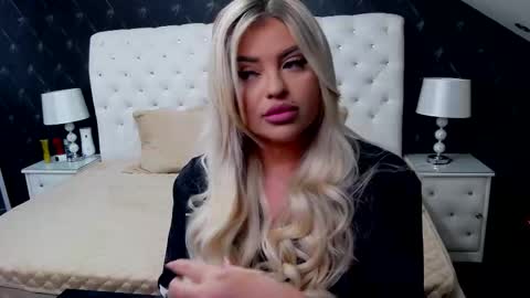 Emma Mavis online show from March 7, 6:57 am