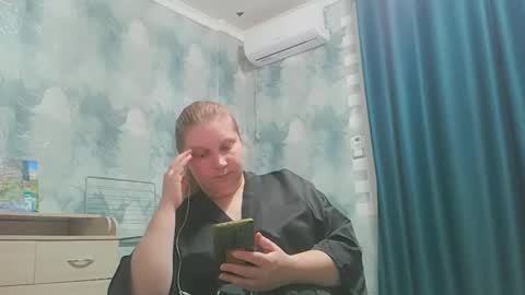 emmamelody online show from October 21, 6:23 pm