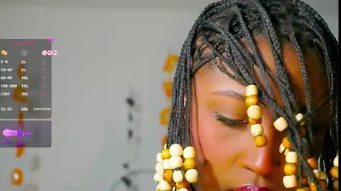 Sara online show from October 6, 12:00 pm