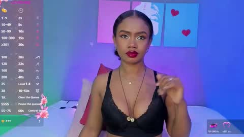 Emma online show from November 6, 6:25 pm