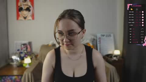 Mia online show from April 24, 6:33 pm