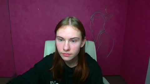 Emmi online show from March 9, 10:41 pm