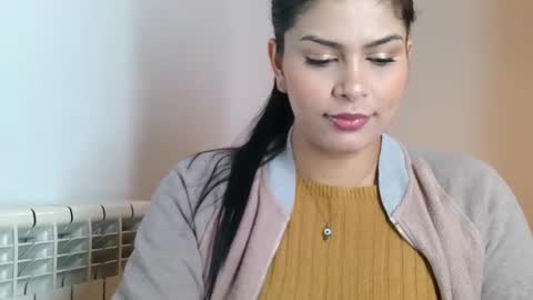 emmie online show from February 19, 8:55 am