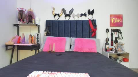          online show from September 13, 3:20 pm