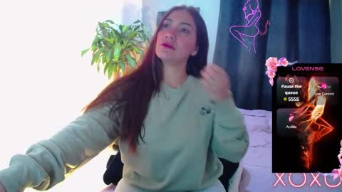 Emmily online show from December 31, 11:17 pm