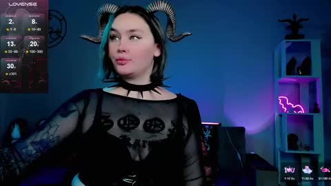 Emmy Bright     50  online show from March 3, 12:12 am