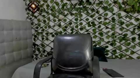 Emy online show from January 8, 8:13 pm