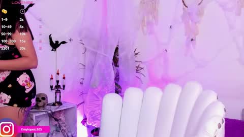 Emily online show from October 22, 10:26 pm