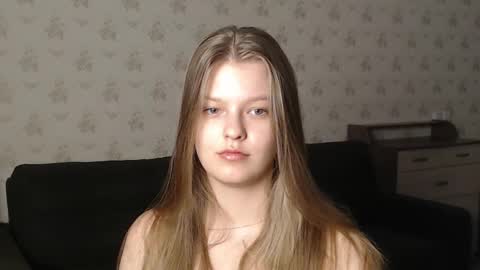 EmySway online show from March 8, 9:46 am