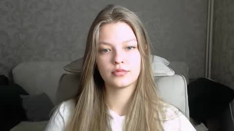 EmySway online show from February 14, 1:13 am