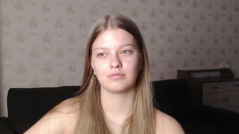 EmySway online show from February 12, 8:27 am