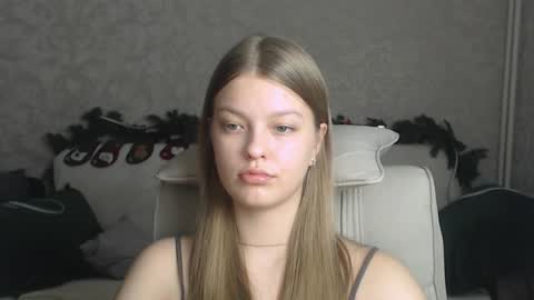 EmySway online show from January 4, 2:14 pm