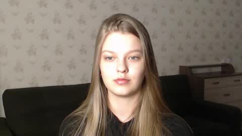 EmySway online show from March 12, 2:45 pm