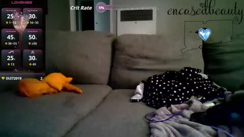 Ela online show from April 18, 8:09 pm