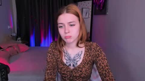 enchanted_bella online show from February 6, 1:58 pm