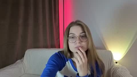 enjoyeverymoment_ online show from September 22, 7:56 pm