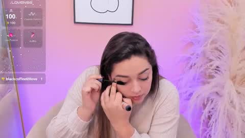 Erika Mendez online show from February 3, 7:07 pm