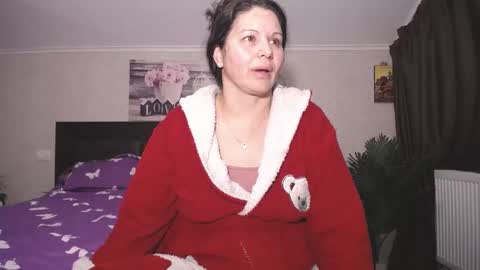 ErikaGold online show from February 16, 6:10 pm