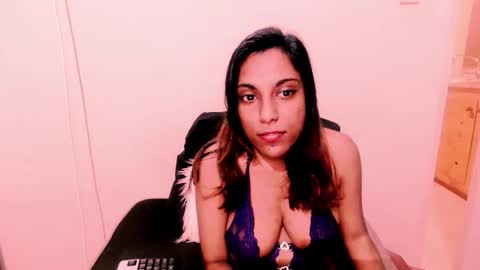 fay online show from May 3, 7:39 pm