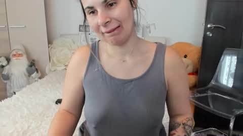 eroticsensualkitty4u online show from February 20, 8:05 am