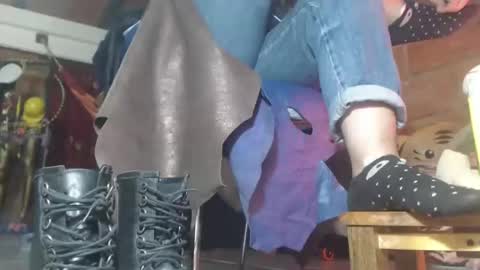 Eskela911 online show from February 25, 4:00 am