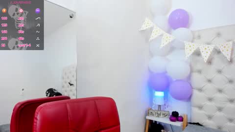 esmeralda  online show from October 11, 6:43 pm