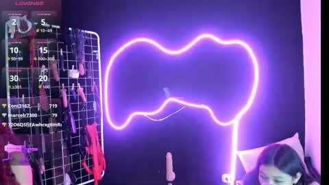 Cloe and Megan online show from November 26, 11:06 pm