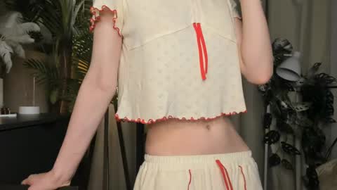 Natalie online show from April 15, 5:52 am