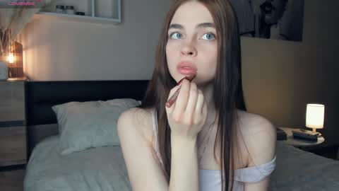 Mary online show from December 28, 7:33 am